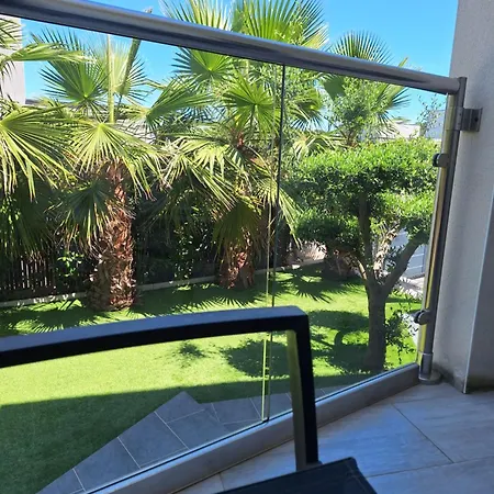 Holiday home La Maison D'amiata Avec Piscine Agde