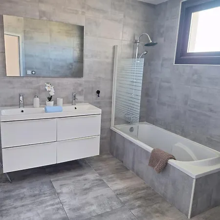 Дом отдыха La Maison D'amiata Avec Piscine Агд